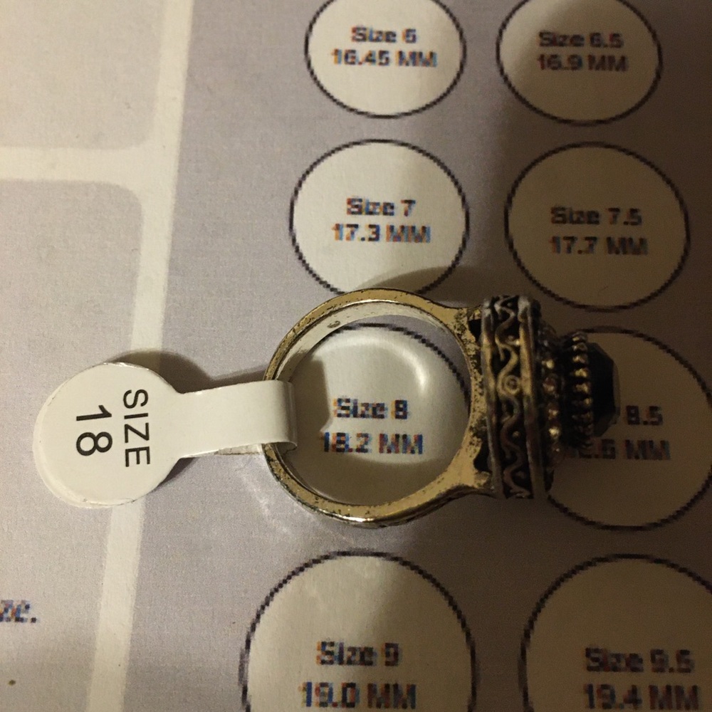 Statement Ring - Picture 5 of 5